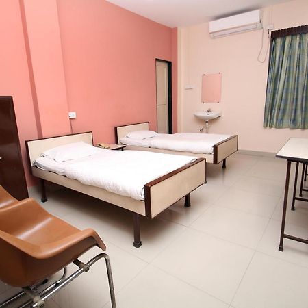 Hotel Gomatgiri Aurangabad  Exterior foto